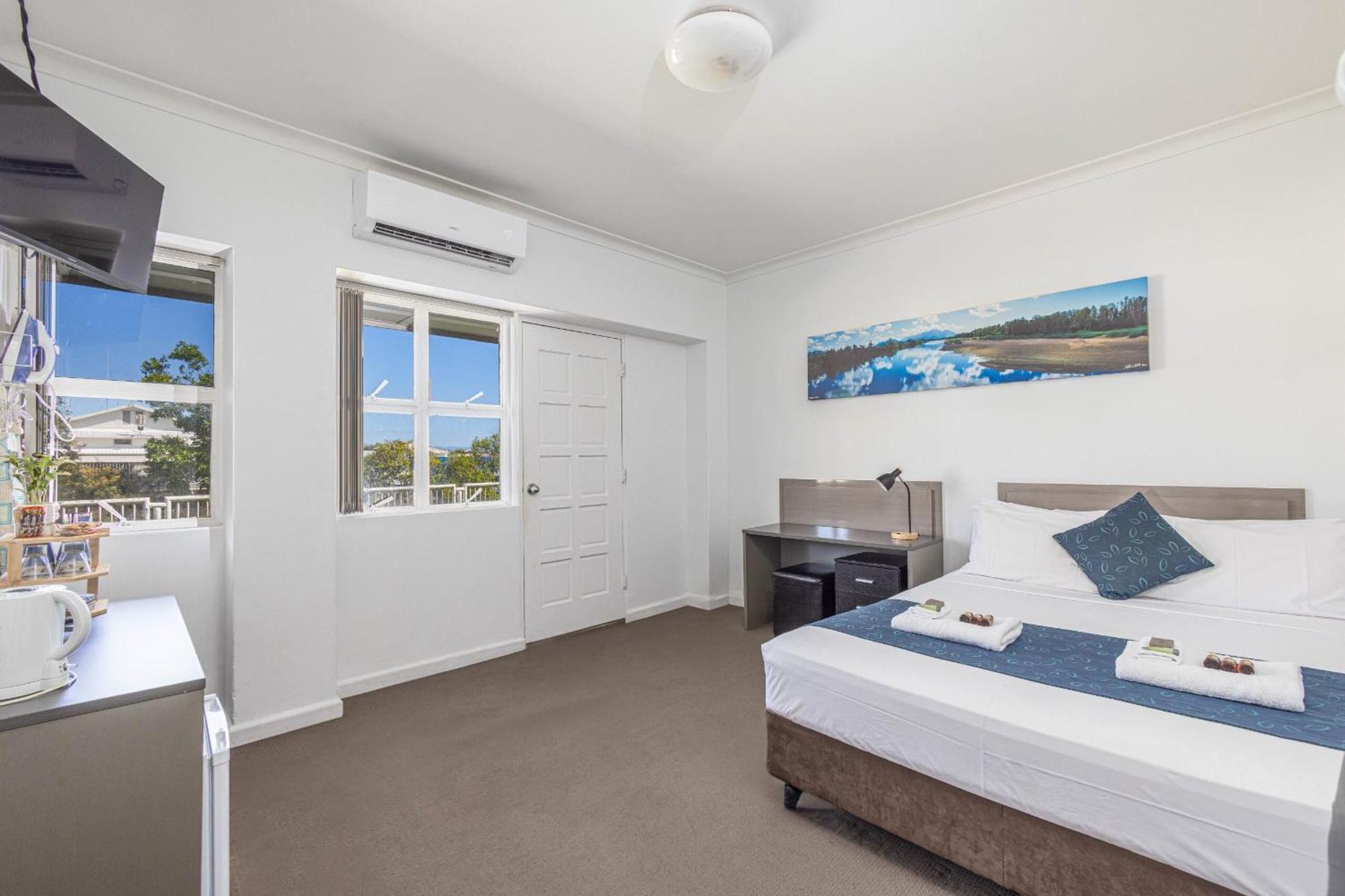 Lees Hotel Ingham Exterior photo
