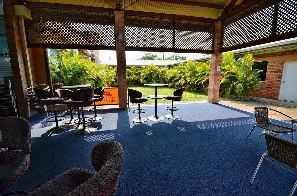 Lees Hotel Ingham Exterior photo